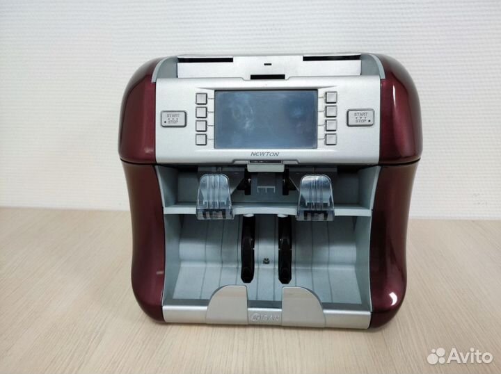 Счетчик-сортировщик банкнот Kisan Newton