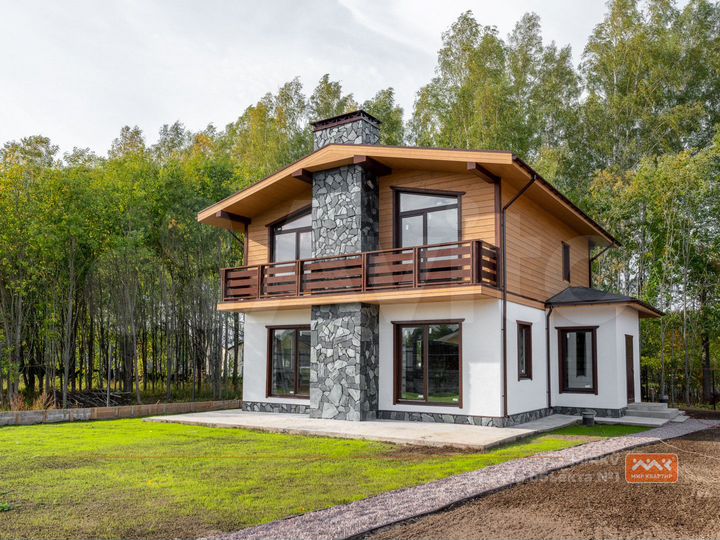 Дом 210,4 м² на участке 6,5 сот.