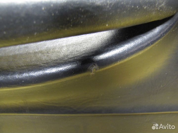 Обшивка задней левой двери Ford Scorpio