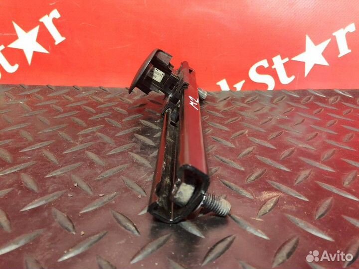 Регулятор высоты ремня безопасности