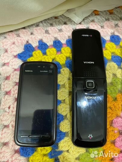 Nokia N76