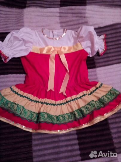 Платья для праздников