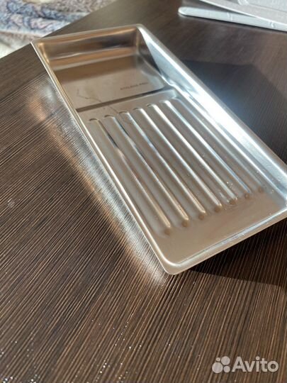 Лоток стальной