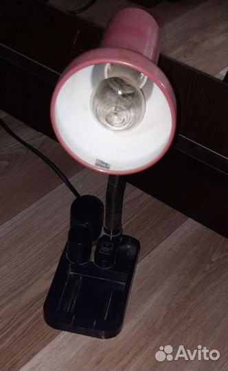 Лампа настольная