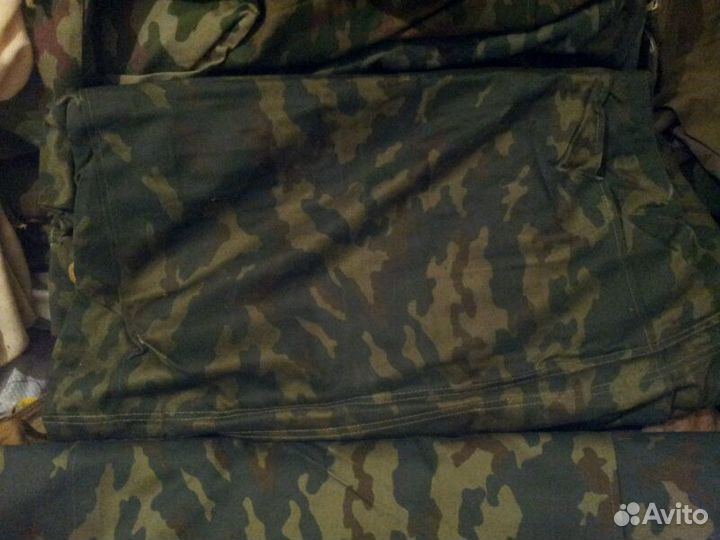 Камуфлированый костюм размер 52 рост 5,6