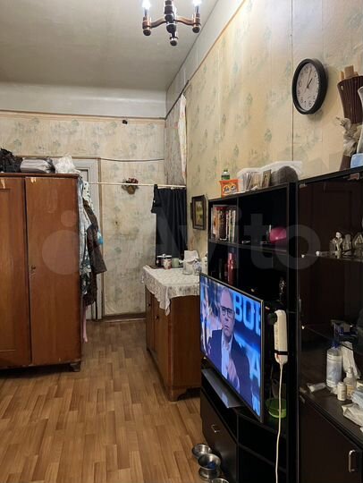 Комната 28 м² в 4-к., 5/5 эт.