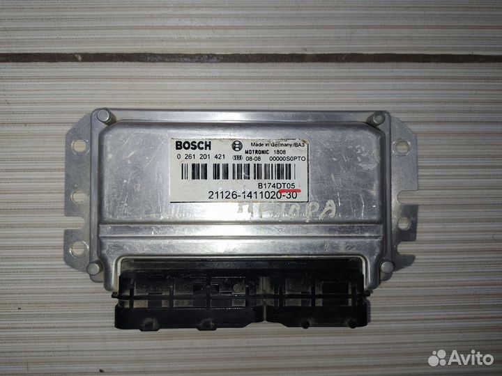 Контроллер эбу bosch 21126-1411020-30 (М7.9.7)