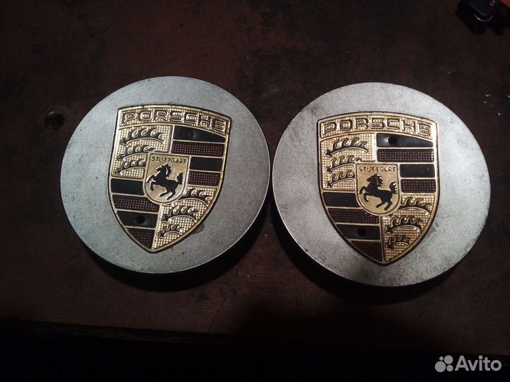 Заглушки на литые диски Porsche
