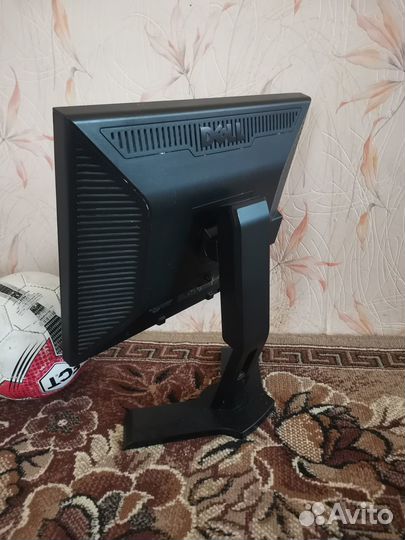 Монитор dell