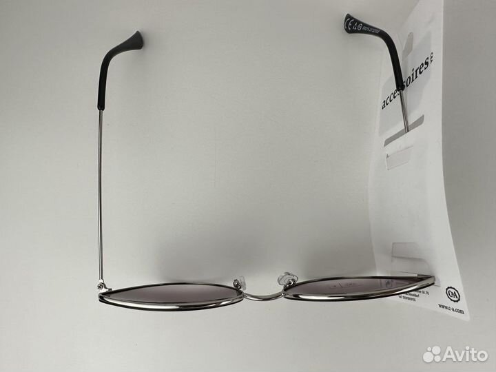 Солнцезащитные очки С&А новые