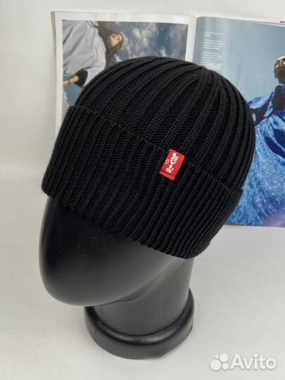 Шапка мужская levis