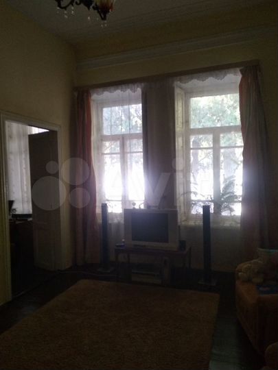 2-к. квартира, 48 м², 1/2 эт.