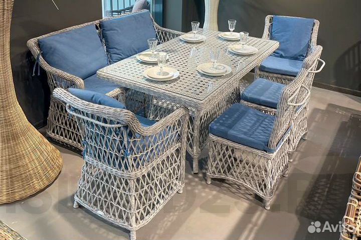 Комплект плетеной мебели из искуственного ротанга