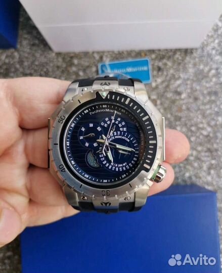 Часы technomarine