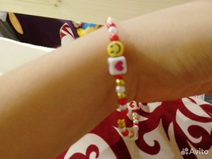Браслет из бисера