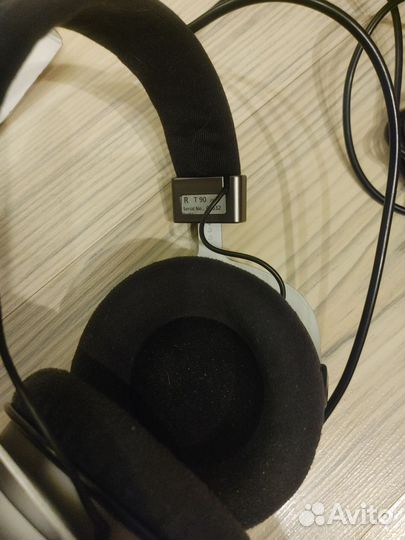 Наушники Beyerdynamic t90 Тесла