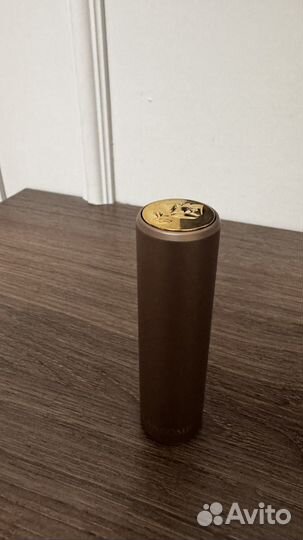 Lancome помада 888