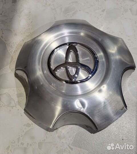 Колпаки на Land cruiser prado