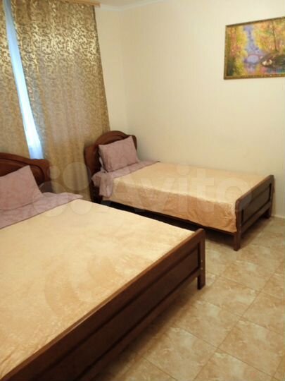 Комната 30 м² в 4-к., 1/2 эт.