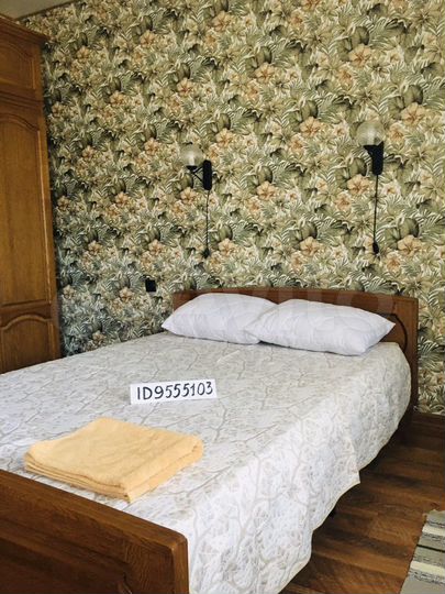 Дом 32 м² на участке 5 сот.