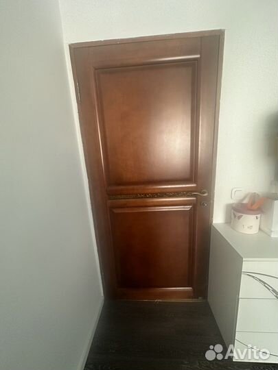 Межкомнатные двери бу 6 штук