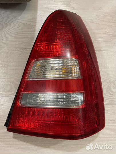 Фонари Subaru Forester SG