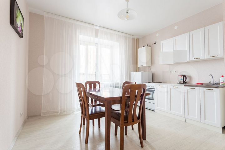 2-к. квартира, 78 м², 4/8 эт.