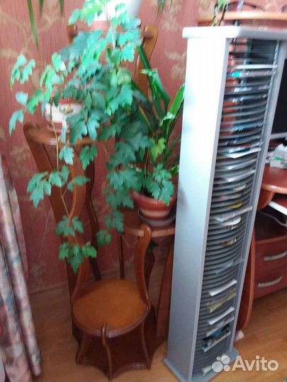 Подставка для дисков