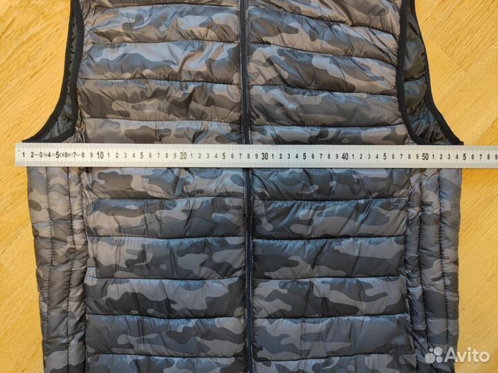 Pull and bear жилетка камуфляж новая