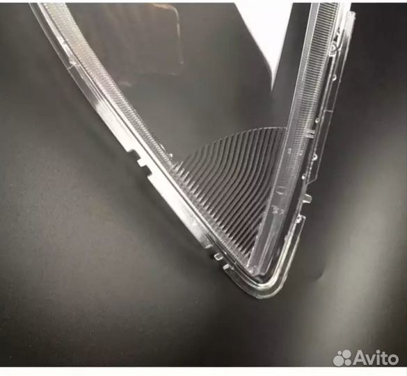 Стекло на фару, для Nissan tiida 2008-2010