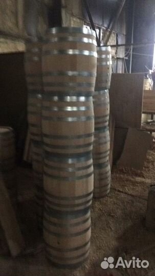 Дубовые бочки для спиртных напитков