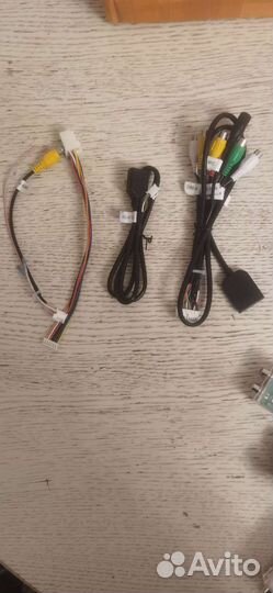 Магнитола в стиле tesla toyota land cruiser 100