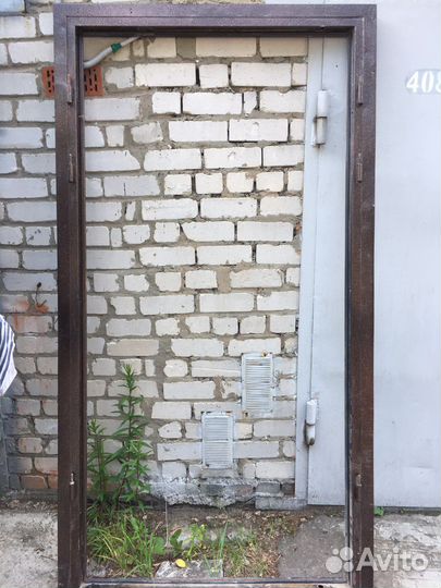 Металлическая дверь бу