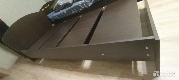 Кровать односпальная