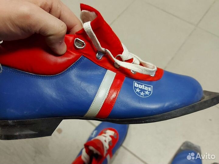 Лыжные ботинки botas