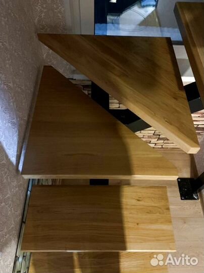 Г-образная лестница