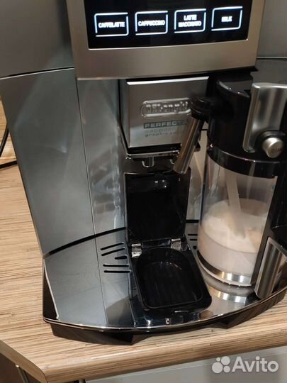 Кофемашина Delonghi esam 5600.s