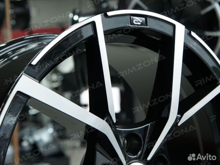 Литые диски R20 на Volkswagen. Арт3089