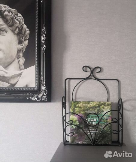 Газетница/подставка для книг