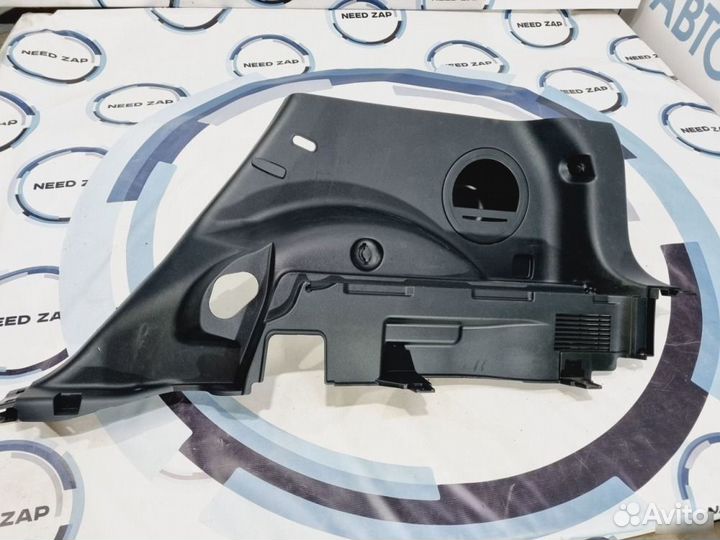 Обшивка багажника задняя правая Kia Sportage 3 SL