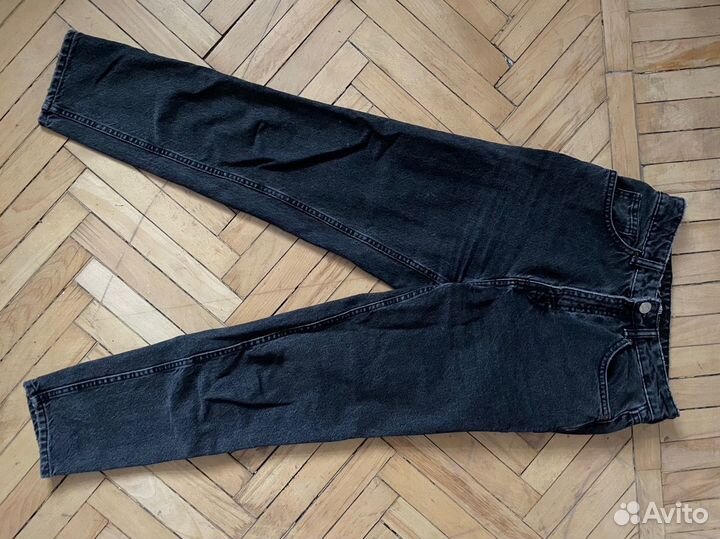 Черные мом-джинсы Zara
