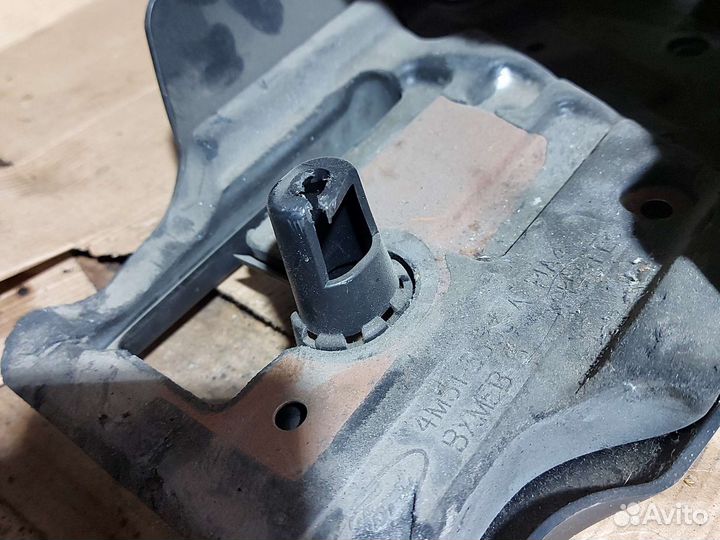 Подрулевой кожух для Ford Focus II