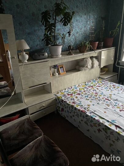 Спальный гарнитур бу