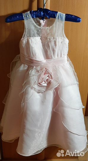 Платье праздничное для девочки
