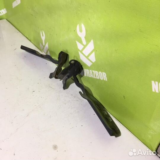 Петля капота Сузуки Гранд Витара