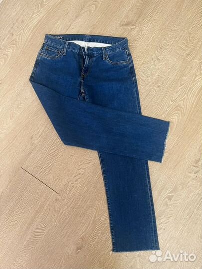 Джинсы женские
