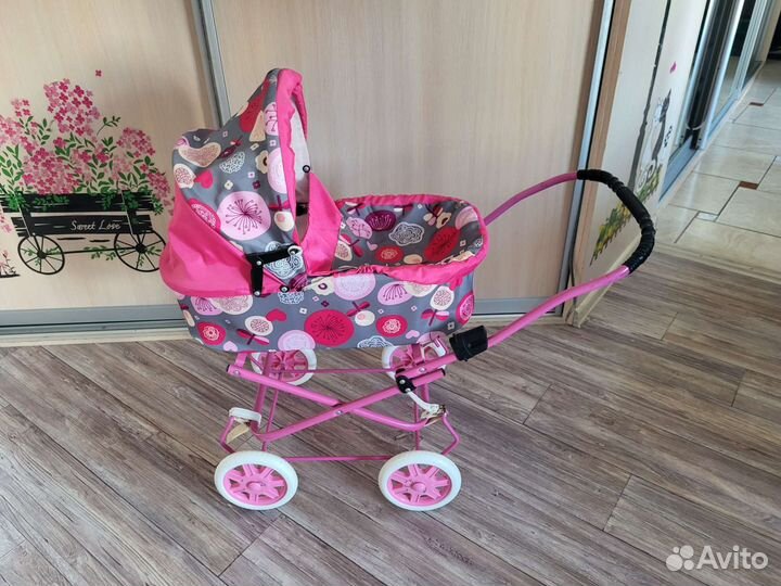 Кукольная коляска