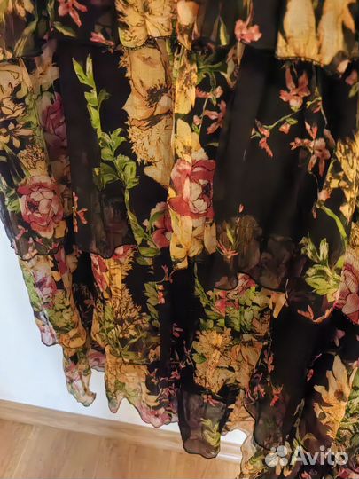 Платье H&M. 100% шелк. 36