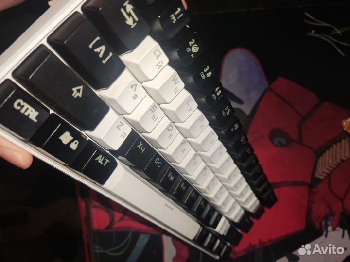 Игровая механическая клавиатура