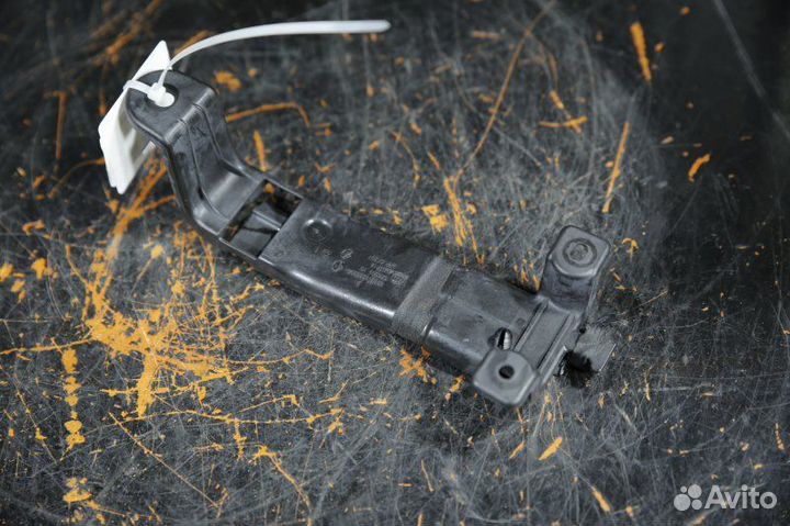 Держатель обшивки Bmw 5 F10 N55B30 2012